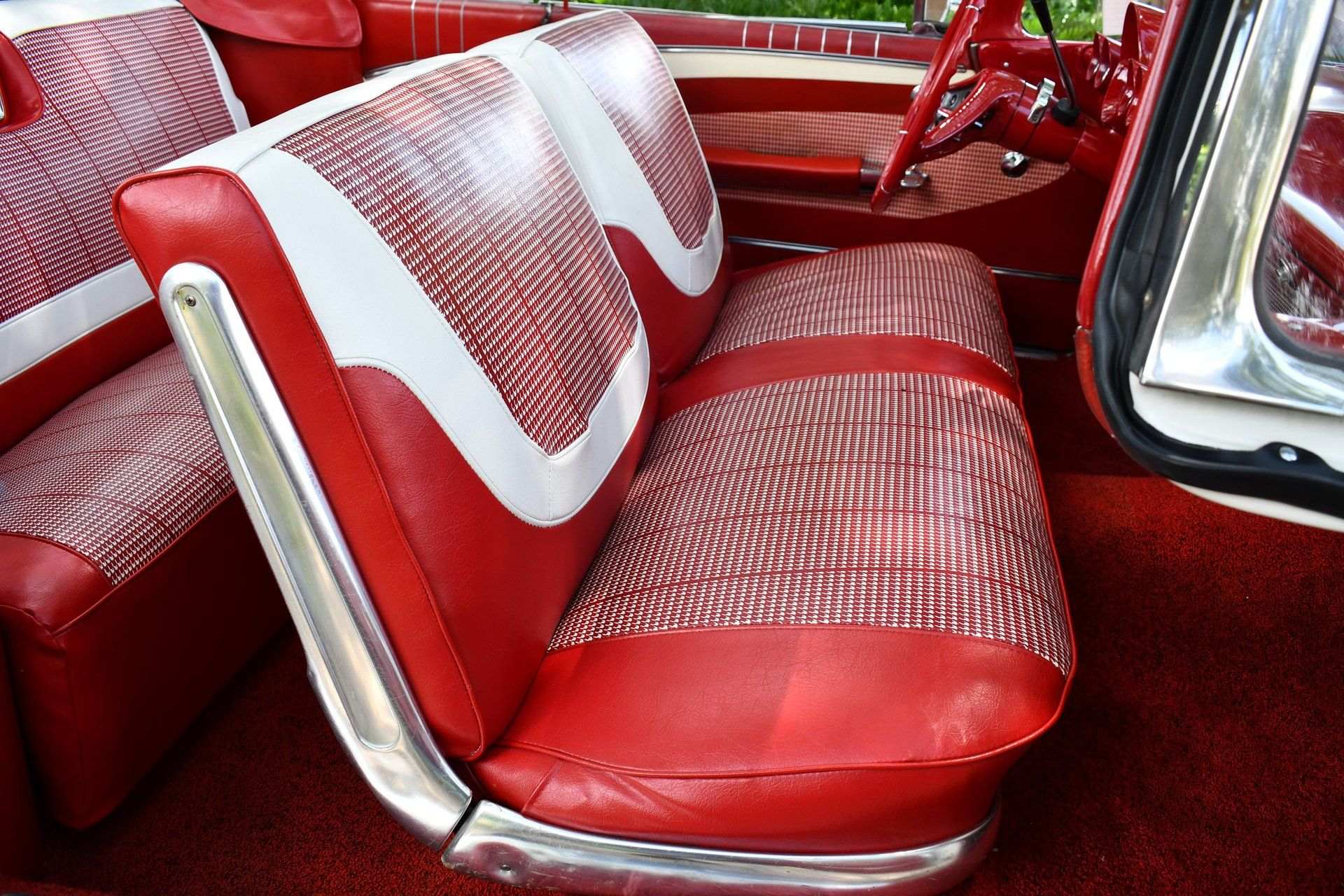 Car Image 19